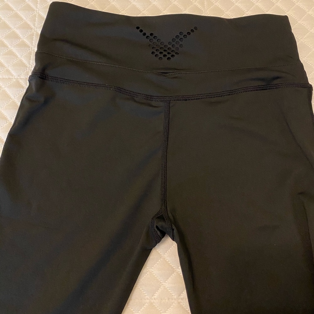 athletic leggings